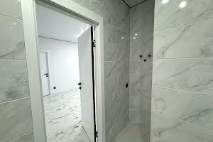 коммерческая по адресу Черниговская ул., 8