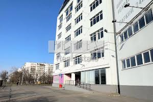 комерційна за адресою Райдужна вул., 25