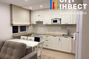 квартира за адресою Миру вул., 7