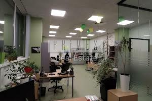комерційна за адресою Братів Чучупаків вул. (Смольна), 9б