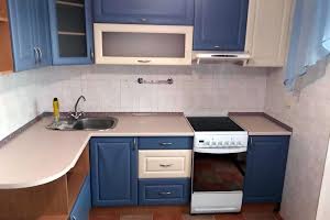 квартира за адресою Автозаводська вул., 77