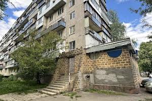 коммерческая по адресу Жюля Верна бульв. (Ромена Роллана), 13-Б
