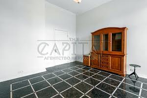 комерційна за адресою Жилянська вул., 5