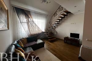 квартира за адресою Петлюри, 34