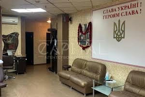 комерційна за адресою Празька вул., 31