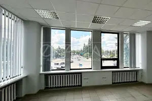 комерційна за адресою Митрополита Василя Липківського вул. (Урицького), 45