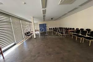 комерційна за адресою Федора Ернста вул., 3Б