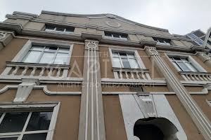 комерційна за адресою Золотоустівська вул., 23