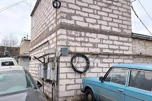 комерційна за адресою Гаражна, 216