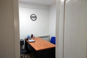 комерційна за адресою Громадянська вул., 5
