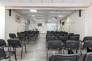 комерційна за адресою Дніпровська набережна вул., 26-Ж