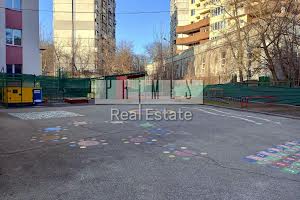 комерційна за адресою Борщагівська вул., 204 к2
