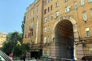 коммерческая по адресу Пирогова ул., 2