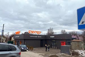 комерційна за адресою Лютнева вул., 23