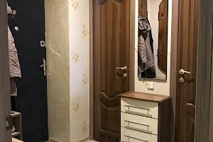 квартира за адресою Зодчих вул., 72