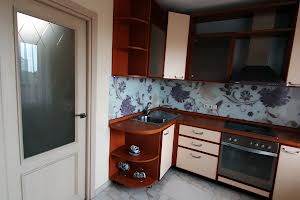 квартира за адресою Автозаводська вул., 67