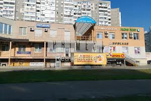 комерційна за адресою Анни Ахматової вул., 14а