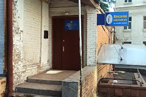 комерційна за адресою Лютеранська вул., 12