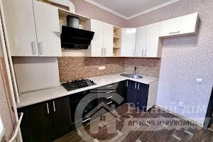 квартира за адресою Соснова, 2