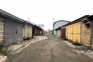 комерційна за адресою Крайня вул., 15