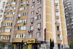 комерційна за адресою Дніпровська набережна вул., 19-А