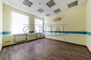 коммерческая по адресу Златоустовская ул., 2/4