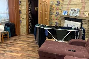 дом по адресу Степана Бандери ул. (Шмидта)