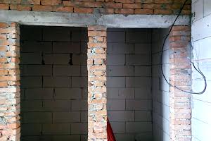 комерційна за адресою Машинобудівників вул., 16