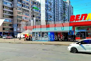 комерційна за адресою Вишняківська вул., 12