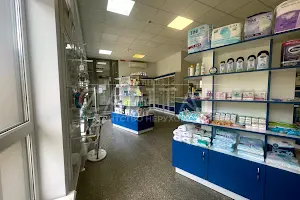 комерційна за адресою Київ, Практична вул., 2