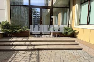 коммерческая по адресу Михаила Грушевского ул., 9