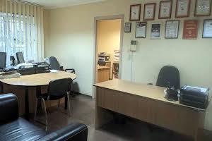 комерційна за адресою Дегтярівська вул., 28