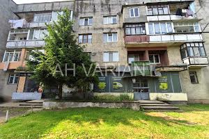 коммерческая по адресу Прикордонників вул., 6А
