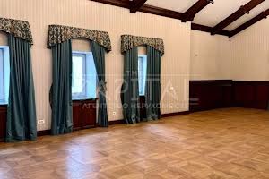 комерційна за адресою Михайлівська вул., 12-Б