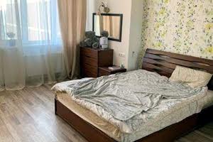 квартира за адресою Анни Ахматової вул., 30