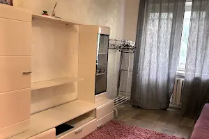 квартира за адресою 12 квітня, 24