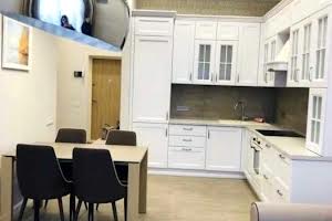 квартира за адресою Лелнтовича, 16