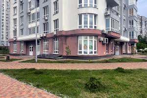 комерційна за адресою Каховська вул., 56