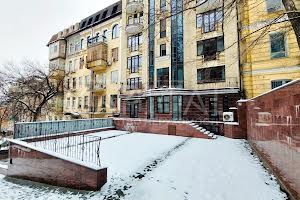 комерційна за адресою Крутий узвіз, 7