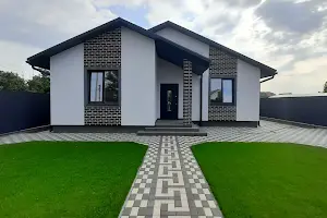 будинок за адресою смт. Калинівка, Садова