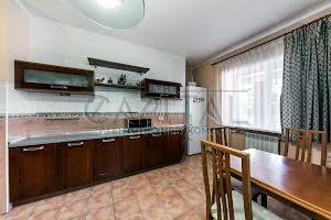 будинок за адресою Дачна вул.