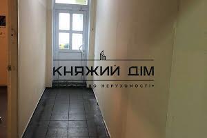 комерційна за адресою Соломії Крушельницької вул., 7