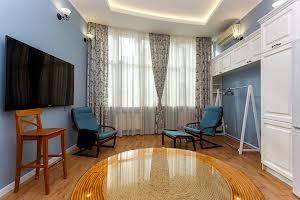квартира за адресою Композитора Мейтуса вул., 4а 