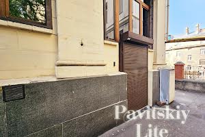 коммерческая по адресу Заньковецкой ул., 8