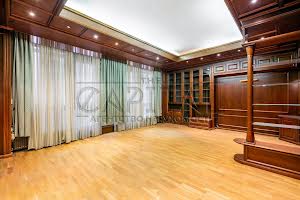 коммерческая по адресу Жилянская ул., 5/60