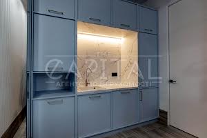 комерційна за адресою Бульварно-Кудрявська вул. (Воровського), 15а