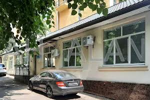 комерційна за адресою Антоновича вул. (Горького), 25в