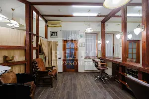 коммерческая по адресу Межигорская ул., 24