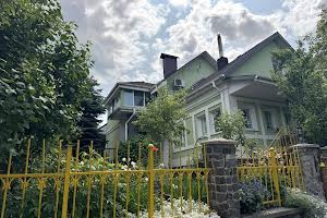 будинок за адресою с. Крюківщина, Паркова вул.