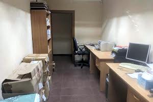комерційна за адресою Дегтярівська вул., 28